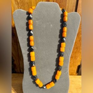 Vintage Long Bakelite Barrel Beaded Necklace